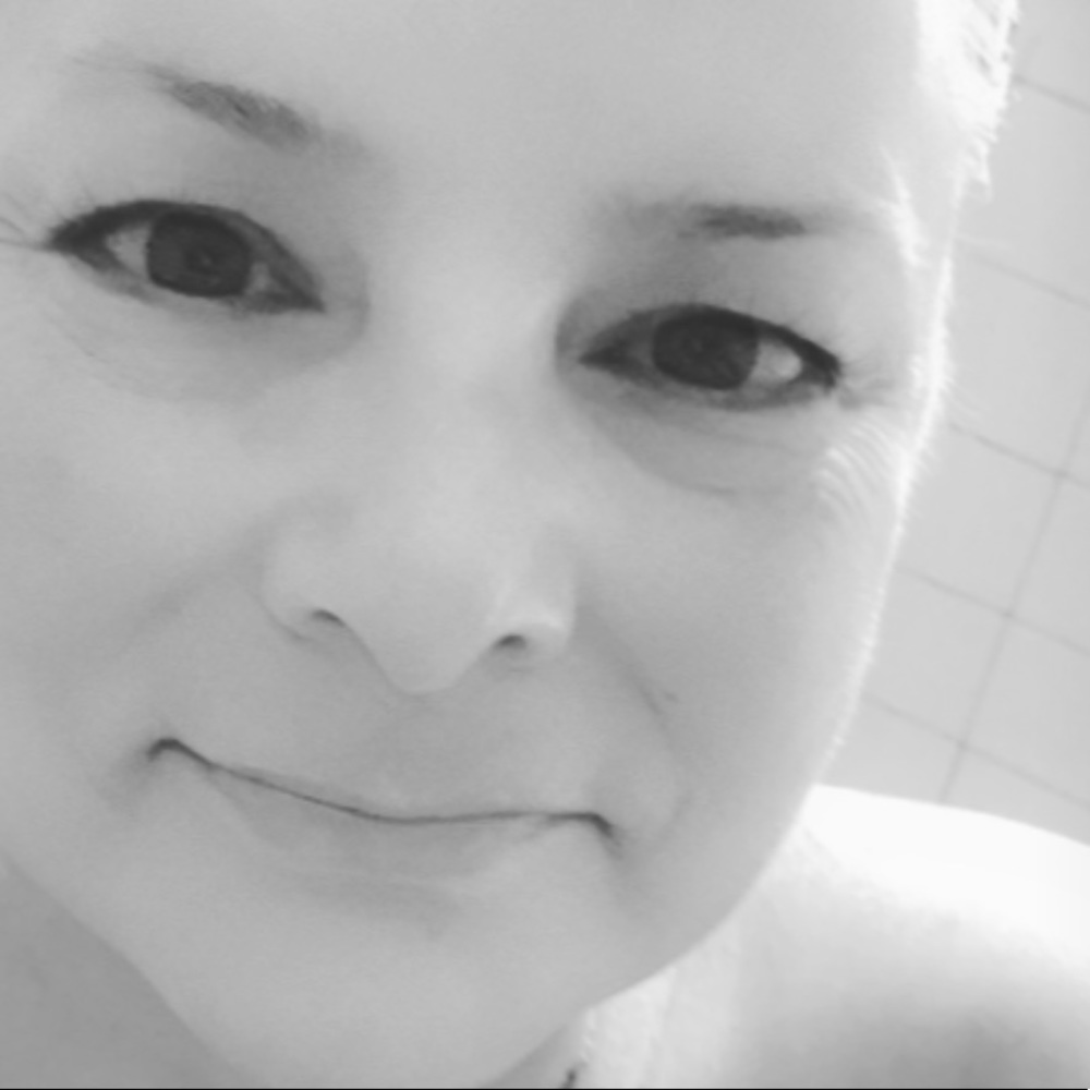 Meet your Posher, Nika